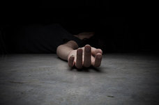 「進撃の巨人」編集者DV殺人疑惑に新展開! 「パパは怖い」自宅にいた子供が事件目撃の可能性も?