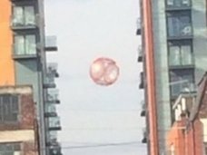 【衝撃画像】“半透明”オーブ型UFOと接近遭遇! 専門家が明かす「低空カモフラージュ」の効果&特徴とは!?