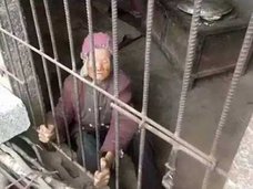 現代版「姨捨山」!? 息子夫婦が92歳の老婆を豚小屋で飼育