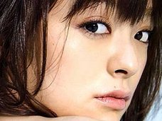 貫地谷しほりの劣化に騒然!「誰だかわからない」「驚くほどの老け込み…」