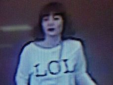 【金正男暗殺】女アサシンのダサすぎる姿が公開される! まさかの「大爆笑LOL」シャツ!