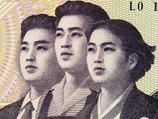 【金正男暗殺事件】逃走中の工作員のアジトだった北朝鮮レストラン「VIPルーム」で、美女とイチャイチャ!?