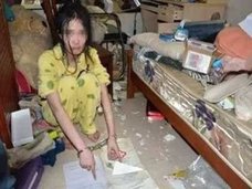 22歳の天才ハッカーの正体は……1年間風呂にも入らない、引きこもり「汚女」だった!