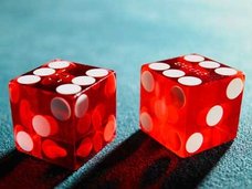 【解けないとヤバイ!? 小学生レベルの算数問題】2つのサイコロの目を当てる方法を当てろ!