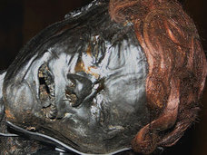 泥炭地で発見された「生きているようなミイラ」5選! 4000年前の人間が“苦悶の表情で”今そこにいる不思議