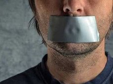小競り合いの末、ナイフで心臓を一突きに……複数の高校教師が男子生徒を惨殺!