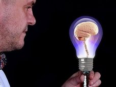 【ガチ】意識の発生源が特定される! 脳にグルッと絡み付く「いばらの王冠」とは?(最新研究)