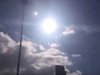 【衝撃動画】惑星「ニビル」が続々出現、地球滅亡も近い!? 太陽に寄り添う超巨大オーブめぐり議論紛糾