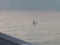 【ガチ】雲の上で「天使の6人家族」がクッキリ激撮される! 上空1万mでピクニックか、専門家「UFOの触手かも」