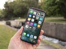 本家の発売に先駆け、iPhone 8がアジア最大級の“偽スマホ”マーケットに登場!