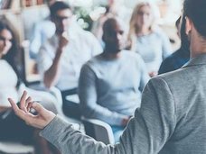 放送局の新人研修で全員受ける「秘密講義」の内容とは?あまりに特殊な内容にビックリ
