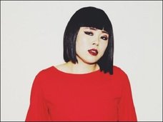 ブルゾンちえみ、2018年中に公務員とのデキ婚発表か!? ラブちゃんが暴露「今後の芸能活動は“性欲”次第」