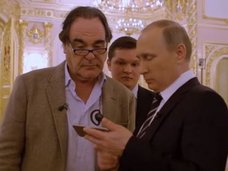 “権力嫌い”の映画監督オリバー・ストーンが、完全にプーチンに取り込まれていた! 息子もロシアスパイか、テレビで語った真実とは!?