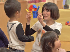 映画『夜間もやってる保育園』〜夜間保育から見えてくる、子育てで大切なもの