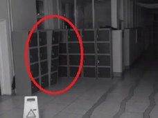 【最恐】深夜の中学校で怖すぎる“ポルターガイスト映像”が撮影される! 校舎が猛烈な勢いでガタガタ…校長も大混乱=アイルランド