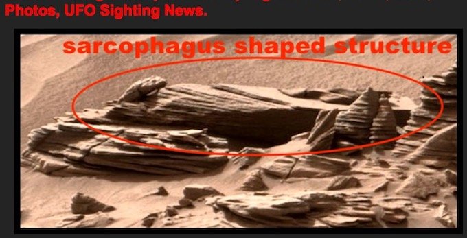 Sarcophagus_on_Mars03.jpg