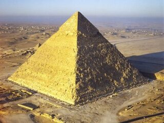 ギザのピラミッド3つの部屋に「電磁波エネルギー」が集中していた！ 原因は一切不明、科学者が新たな謎発見！
