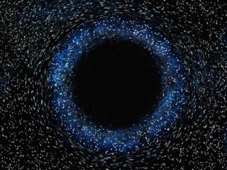 宇宙に直径18億光年の超巨大“空洞”があった!! 「コールドスポット」の謎がついに解明か？