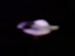 【熱狂するUFO】ノルウェー上空に「サターン型UFO」が出現！ 専門家は「100%本物」と断言、素晴らしい映像！