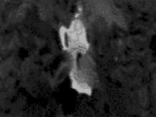 NASA撮影、小惑星リュウグウに墜落したUFOの姿？