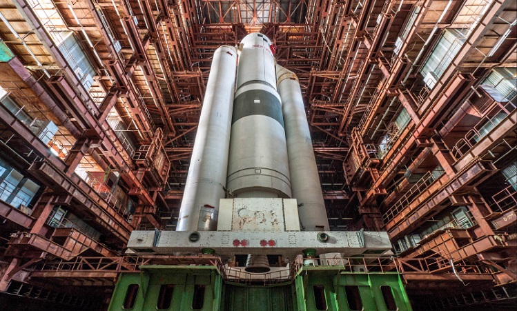 廃墟となった、ソ連版スペースシャトルの写真 ― 朽ちゆく最先端技術の結晶『バイコヌール宇宙基地の廃墟』を見て何を思う？の画像9