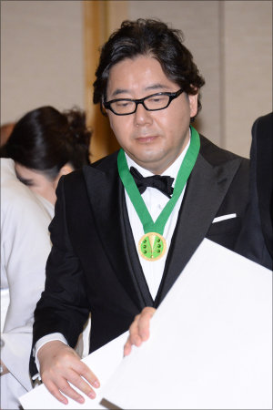 秋元康がどうしてもAKB商法を使いたかった理由とは?の画像1