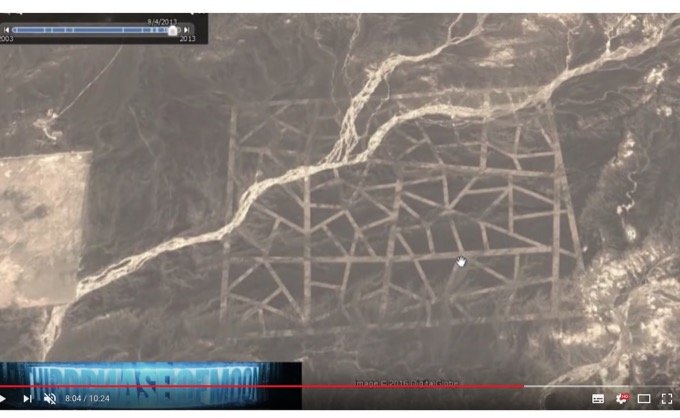 中国版「エリア51」がグーグルアースで発見される！ UFOの滑走路がゴビ砂漠に堂々と… エイリアン技術の獲得競争は新局面へ！の画像3