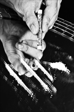 1113drug_main.jpg