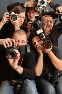1202paparatti_main.jpg