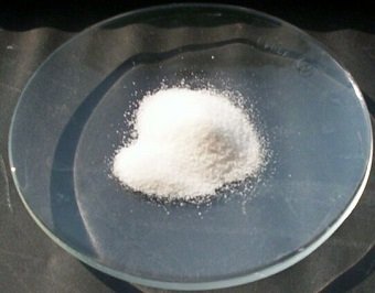 使うと死ぬ美白液、白血病治療… 実際にあった「ヒ素の意外な使い道」とは?【ググっても出ない毒薬の手帳】の画像2