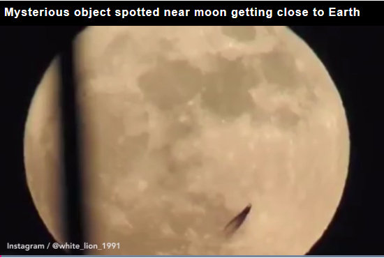 月明を横切る謎の細長い黒影が天体望遠鏡で撮影され、ネット上で話題騒然！ 冷静な指摘もあるが…の画像1
