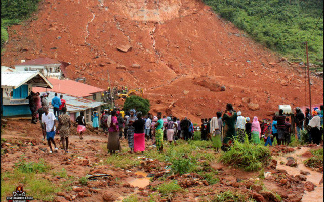 【閲覧注意】行方不明者600人以上…見渡す限りの死体、死体、死体! 土砂崩れに巻き込まれた人間はこうなる=シエラレオネの画像1