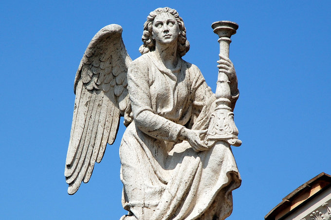 【心理テスト】気になる翼を選んでわかる「あなたの守護天使」！ 健康、繁栄、変化…人生を導く大天使を徹底解説！の画像1
