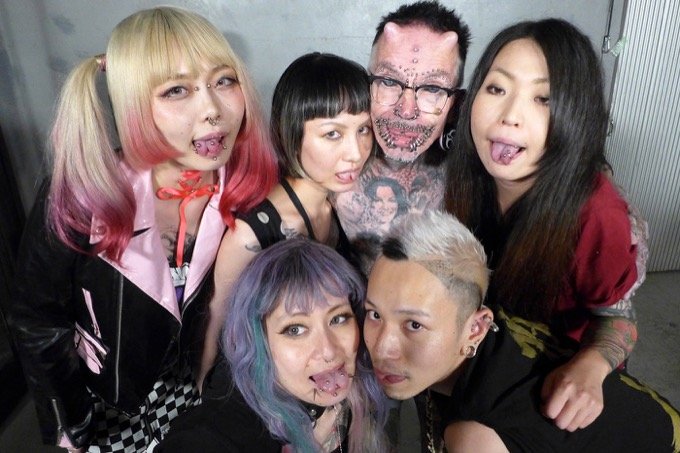 舌真っ二つ、頭に角、顔面にホワイトタトゥー…ラス・フォックスが来日&生対面!(ケロッピー前田インタビュー)の画像3