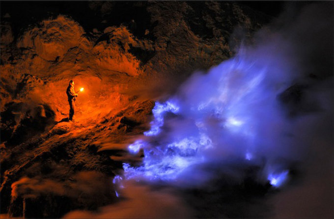 2010-12-sulfur.jpg