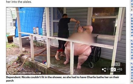 【閲覧注意】310kg超肥満女のシャワー風景が壮絶すぎる! 食べることで恋人と絆を深める狂気の愛の終着点=米の画像4