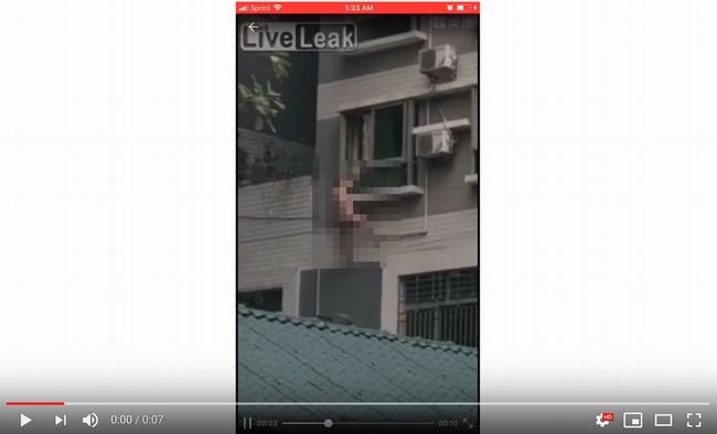 【閲覧注意】不倫現場から逃げようとした全裸の間男がビル4階から転落! 昼ドラも真っ青のヤバすぎる修羅場=中国の画像1