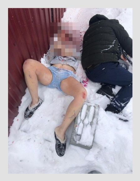 【超・閲覧注意】泥酔したサイコパス夫の凶行! 隣人夫婦を銃殺、妻と無理心中… 雪が血に染まる凄惨な現場映像が流出!=露の画像1