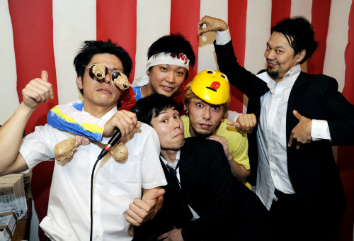 なぜ、同級生同士の芸人は売れるのか? 「創作的友達の見つけ方・出会い方」について、今注目のアート集団・じゃぽにかが自らの体験を基に考察【友達アート】の画像2