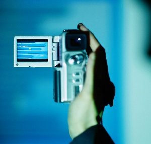 盗撮し放題、最強の勃起薬も…! 高性能すぎて発売中止に追い込まれた製品3つの裏話を専門家が徹底解説!の画像2
