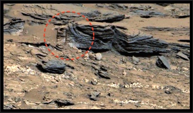 【衝撃】火星で古代エジプトのシンボル「ホルスの目」発見! さらに石棺まで… やはり古代エジプトと交流していた!?の画像2