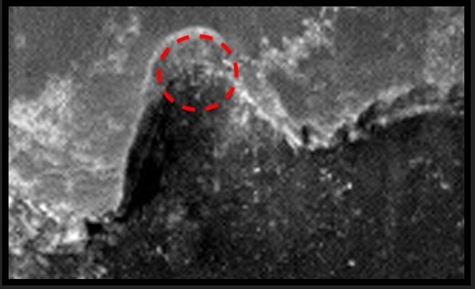 火星の地表でアルファベットのF発見!? 専門家「Fは火星文明のシンボル、他の文字も…」の画像1