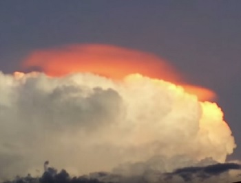 FlamingLightingUFO.jpg