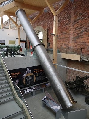 150mの宇宙銃「バビロン砲」で世界を脅した天才科学者・ブルとは? 南国で見つけた残骸と謎に包まれた暗殺の画像7