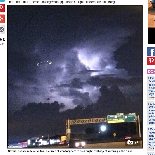 ヒューストン上空に現れたUFOに住民騒然!! 謎の光はNASA製空飛ぶ円盤か!?の画像1