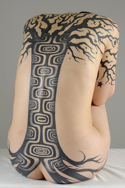 未だ解明されない謎の縄文人タトゥーを現代に蘇らせるプロジェクトが美しすぎてカッコイイ！の画像6