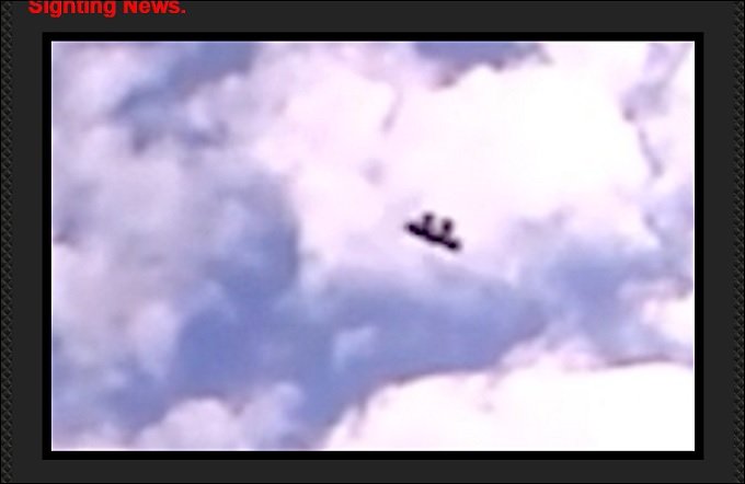 低空を猛スピードで爆走する2人乗りUFO?車載カメラが激撮、まるで空飛ぶ絨毯!の画像1