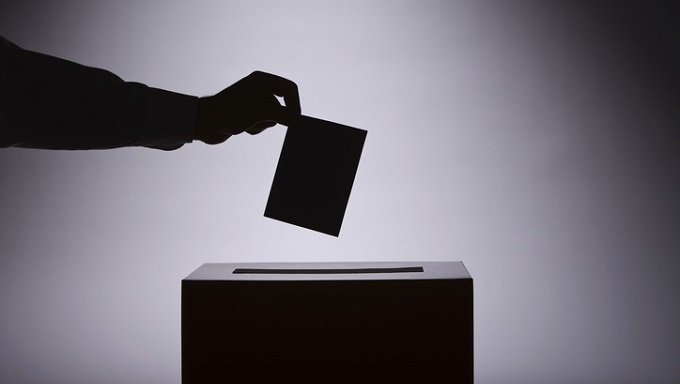 18歳選挙権開始で炎上タレント続出の予感!「信じられないようなバカも多いですから…」の画像1