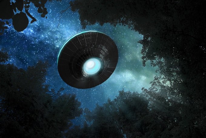 「UFOを操縦してタイムトラベルした」エリア51の元海兵隊員が実名告発! 反物質リアクター、墜落事故、黒スーツの男… 核心に迫る重要証言がついに登場か!?の画像1