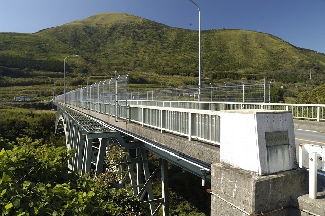「ここなら絶対に死ねる!」熊本地震で崩落した阿蘇大橋が投身自殺の名所だった理由が怖すぎる!の画像3